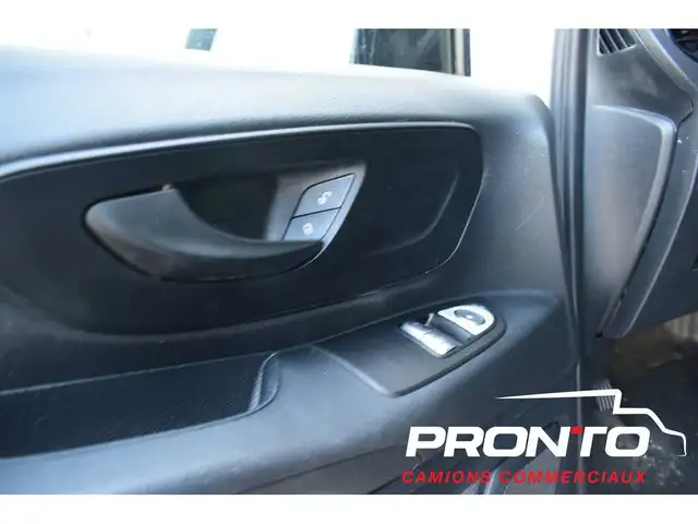 2019 Mercedes-Benz Metris Cargo Van 126WB  Séparateur  Bluet - Photo 19