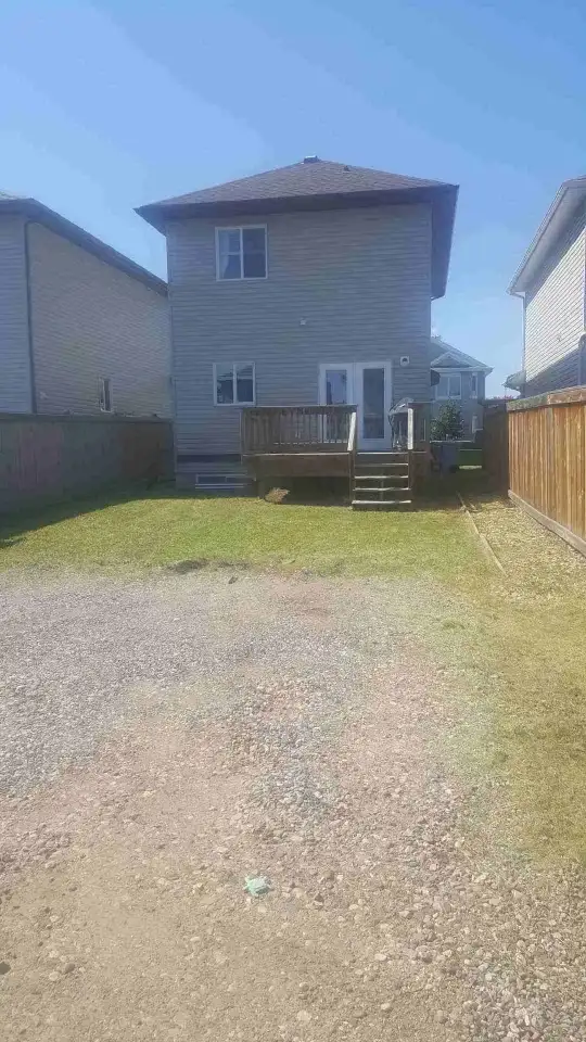 2 BED Private Entry Basement Suite | In-Unit Laundry- Timberlea - Photo 3