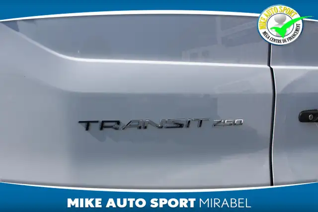 2019 Ford Transit Van T-250 toit bas 148 po PNBV de 9 000 lb por - Photo 8