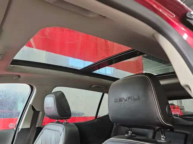 2018 GMC Terrain Denali - AWD - FULLY LOADED - WIRELESS CHARGING - Photo 6