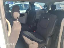 2014 DODGE GRAND CARAVAN (Stow and  go) - Photo 4