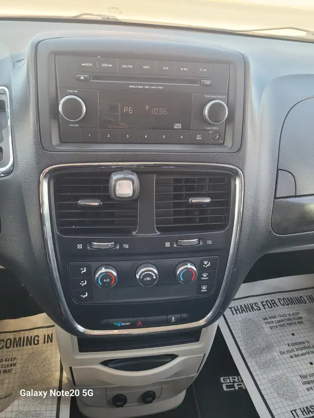 2014 DODGE GRAND CARAVAN (Stow and  go) - Photo 7