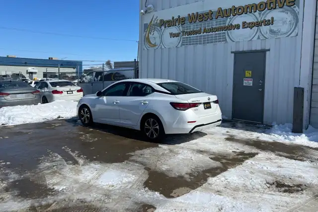 2021 Nissan Sentra SV - Photo 7