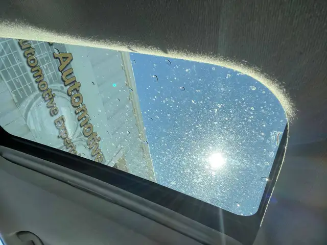 2021 Nissan Sentra SV - Photo 18