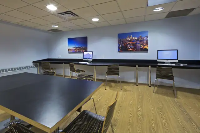 Renovated studio, Queen and Bathurst - ID 283 - Photo 12