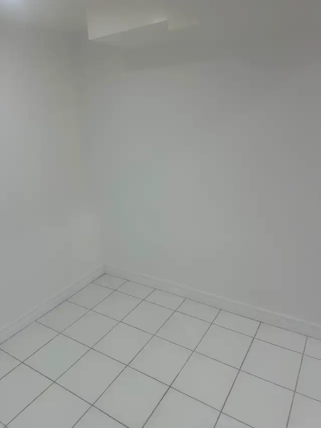 1 min Bloor-Ossington subway! Very clean. Immediately - Photo 10