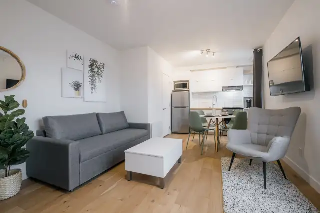 Loft entièrement meublé à louer Sainte-Foy / Sillery septembre 2 - Photo 2