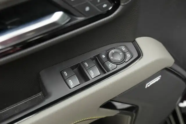 2026 Chevrolet Silverado 1500 ZR2 | Diesel | Sunroof | Head Up - Photo 14