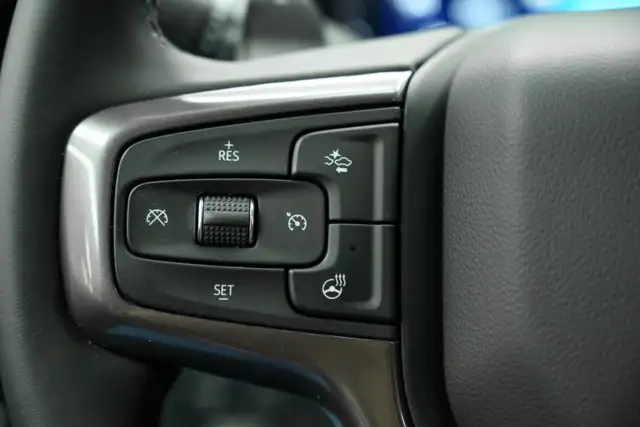 2026 Chevrolet Silverado 1500 ZR2 | Diesel | Sunroof | Head Up - Photo 24