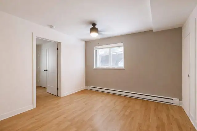 2½ tranquille rénové | WiFi, rangement et sécurité 24h inclus - Photo 2