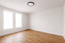 4½ Tranquille Rénové | WiFi, rangement et surveillance 24h - Photo 7