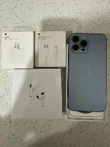 iPhone 13 Pro Max 256GB AirPods/Fast Charger/Delivery