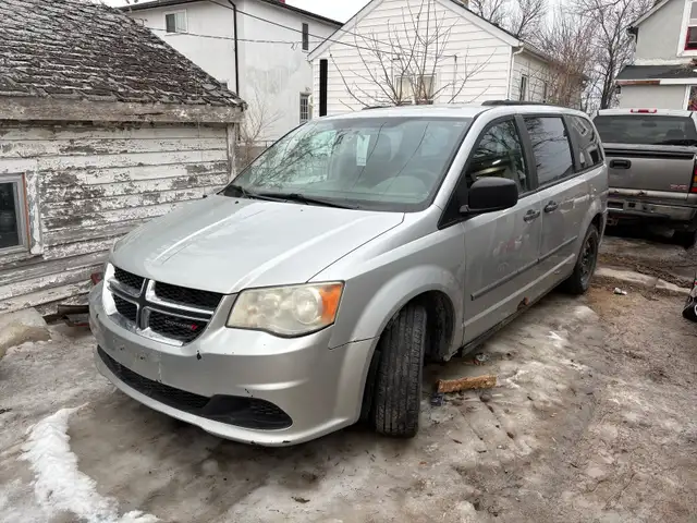 Grand Caravan not running (parts only)