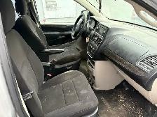 Grand Caravan not running (parts only) - Photo 4