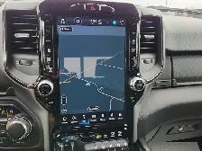 2024 Ram 1500 Big Horn Crew Cab 4x4 | HEMI V8 | NAV | Alpine - Photo 4