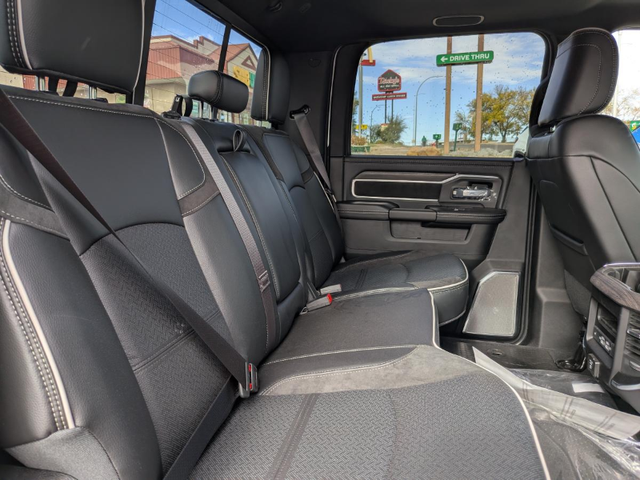 2025 RAM 3500 LARAMIE - Photo 10