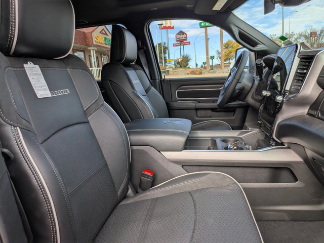 2025 RAM 3500 LARAMIE - Photo 11