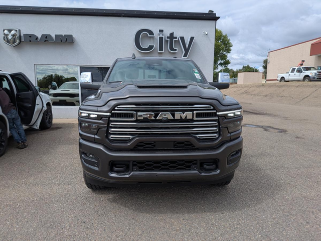 2025 RAM 3500 LARAMIE CREW 6'4 4X4 6.7L DIESEL (ETM)' - Photo 2