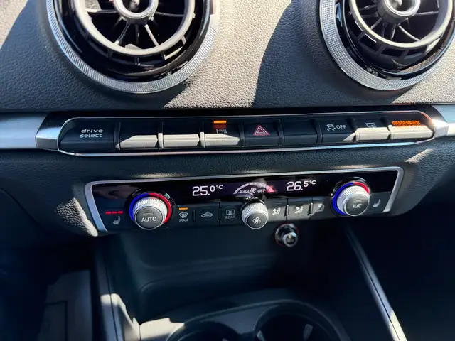 2016 Audi A3 2dr Cabriolet quattro 2.0T Technik CLEAN CARFAX! - Photo 23