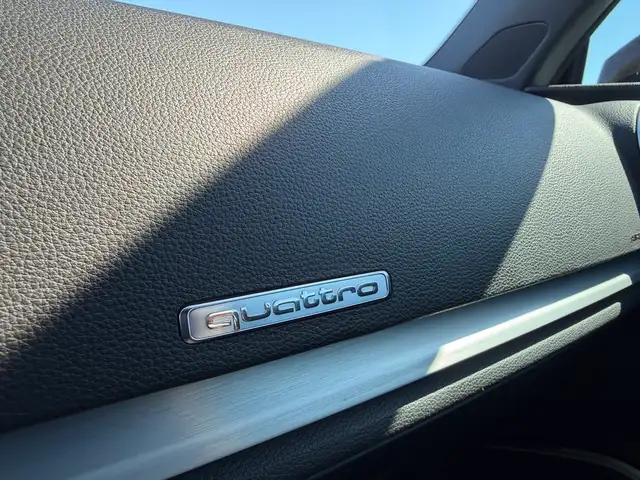 2016 Audi A3 2dr Cabriolet quattro 2.0T Technik CLEAN CARFAX! - Photo 25