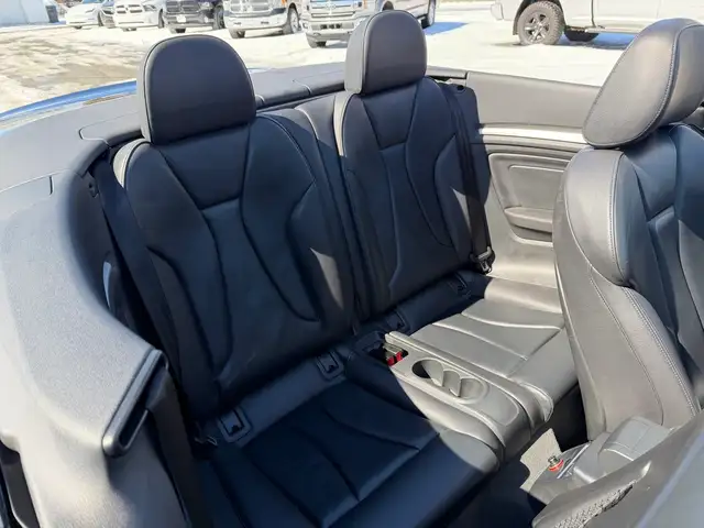 2016 Audi A3 2dr Cabriolet quattro 2.0T Technik CLEAN CARFAX! - Photo 29