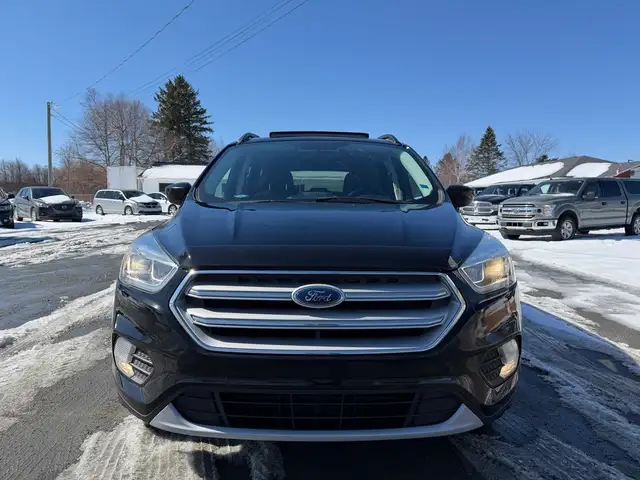 2018 Ford Escape SEL 4WD CERTIFIED! CLEAN CARFAX! - Photo 4