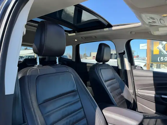 2018 Ford Escape SEL 4WD CERTIFIED! CLEAN CARFAX! - Photo 13