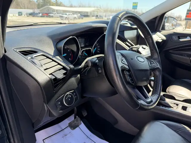 2018 Ford Escape SEL 4WD CERTIFIED! CLEAN CARFAX! - Photo 26