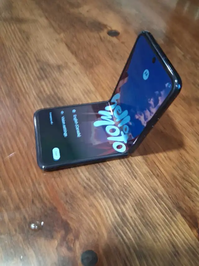 Motorola Razor Flip 2025 256gb