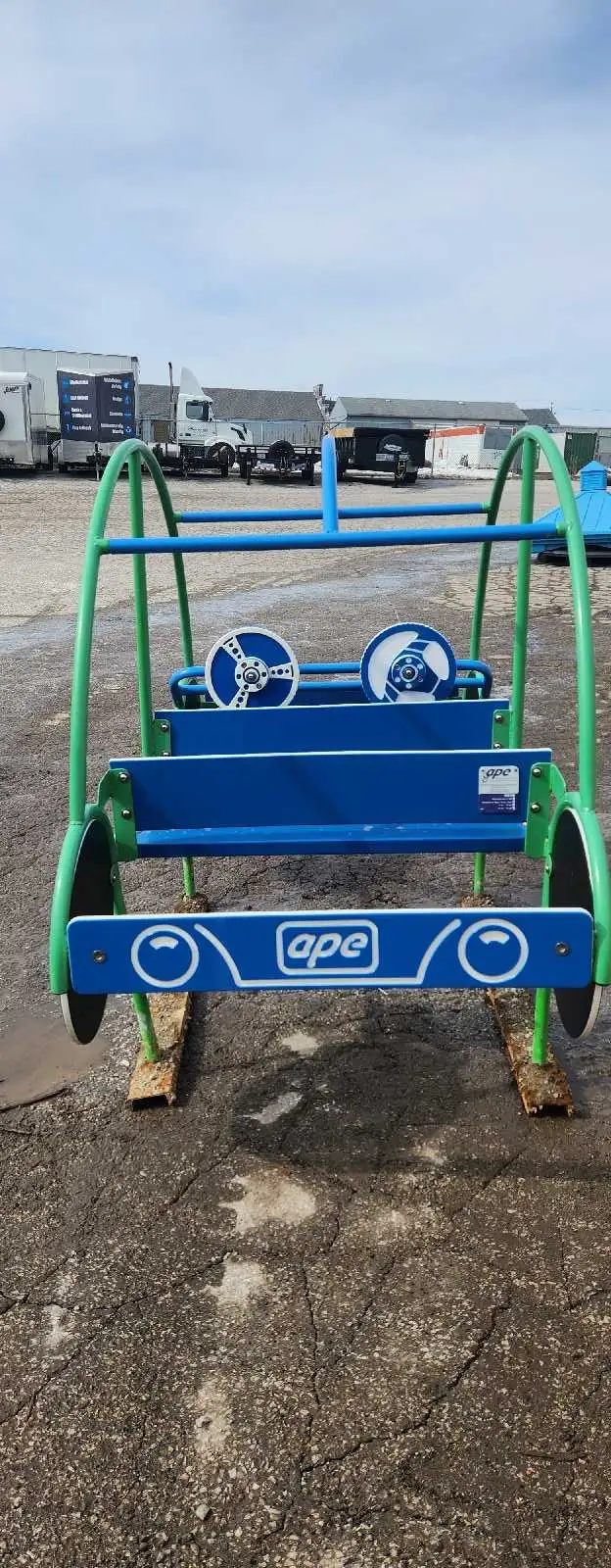 playground equipment - Photo 3