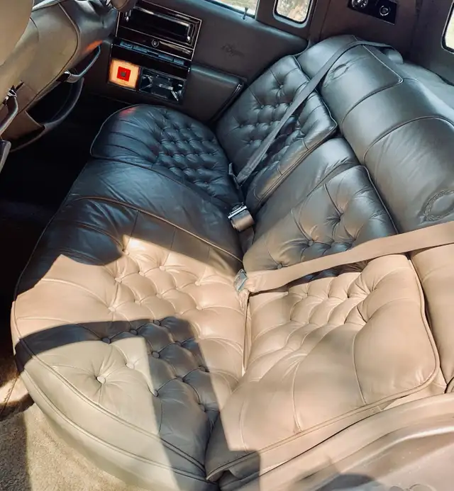 1990 Cadillac  BROUGHAM — V8 5.0L MAFIA BOSS CAR - Photo 5