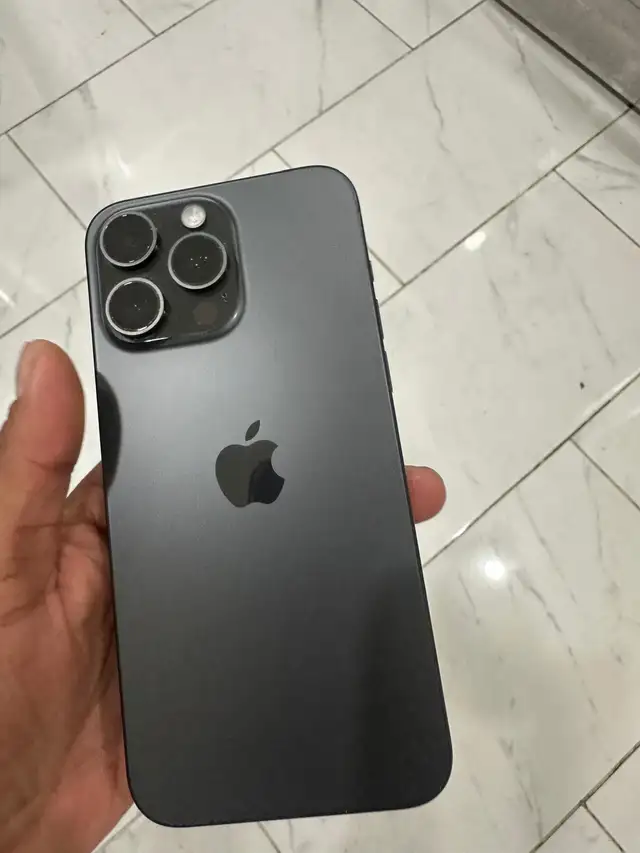 iPhone 15 pro max 256 gb New Display Airpods Pkg/Delivery - Photo 9