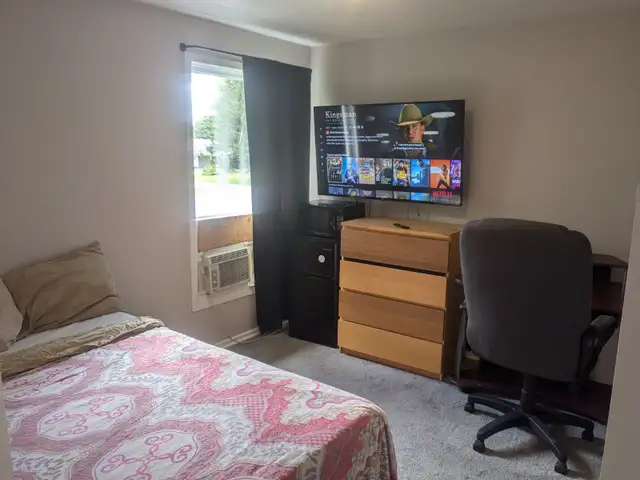 ONE MONTH OF RENT FREE! NO CREDIT CHECKS! NO EMPLOYMENT VERIFIC - Photo 4