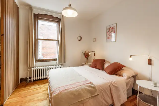 Condo lumineux au dernier étage avec deux chambres fermées - Photo 9