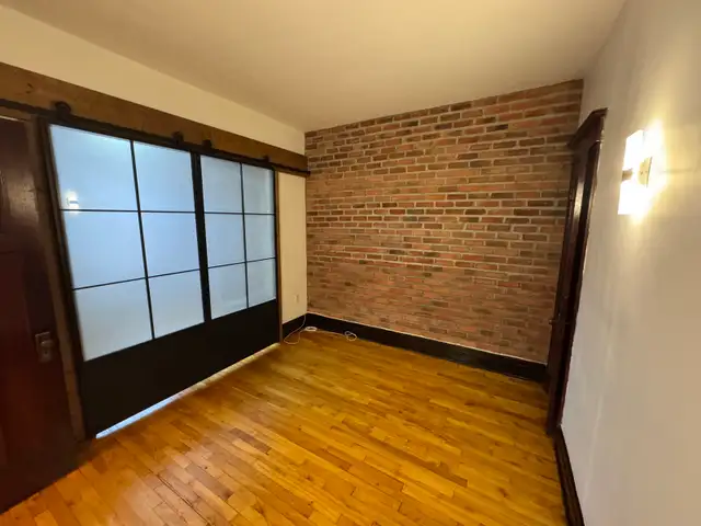 Immense 4 1/2 de 5 pièces ! Idéal colocation! 5 min centre-ville - Photo 8