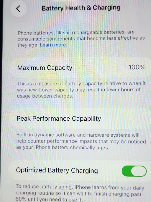 iPhone 11 64gb Black 90% 3 Months WarrantyW/Charger - Photo 5