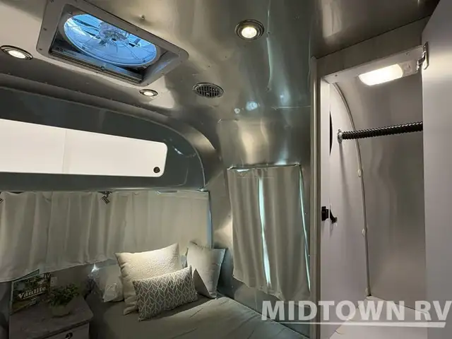 2026 Airstream 23FBT - Photo 16