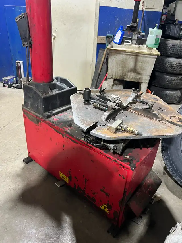 machine à pneu - Photo 2