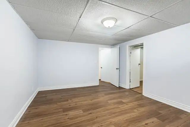Beautiful Brampton Bungalow For Rent! - Photo 8