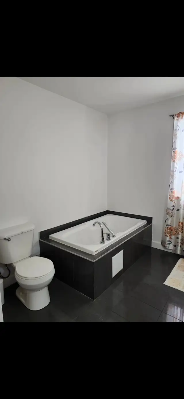 5 1/2 a louer 1er juin - Photo 5