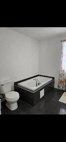 5 1/2 a louer 1er juin - Photo 5