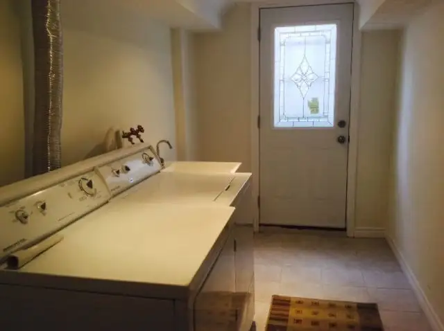 Basement Apartment for Rent Leslie Shepaprd North York - Photo 4