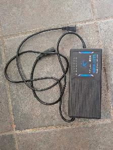 2 BROKEN 72V 20AH SLA Chargers - Photo 5