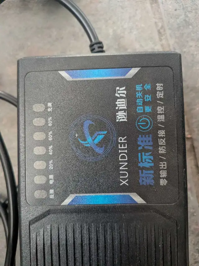 2 BROKEN 72V 20AH SLA Chargers - Photo 6