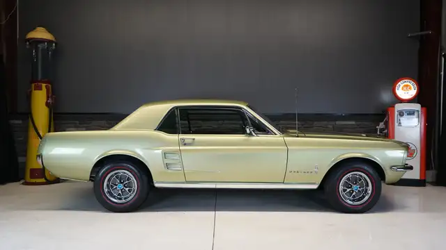 1967 Ford Mustang - Restored Southern Car! A/C! - Photo 3