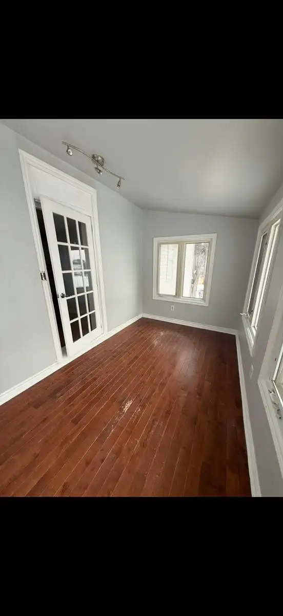 Two Bedroom plus Den - Photo 3