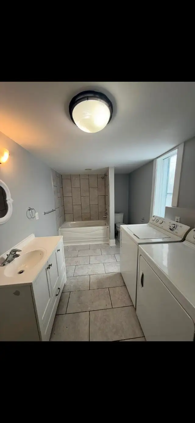 Two Bedroom plus Den - Photo 6