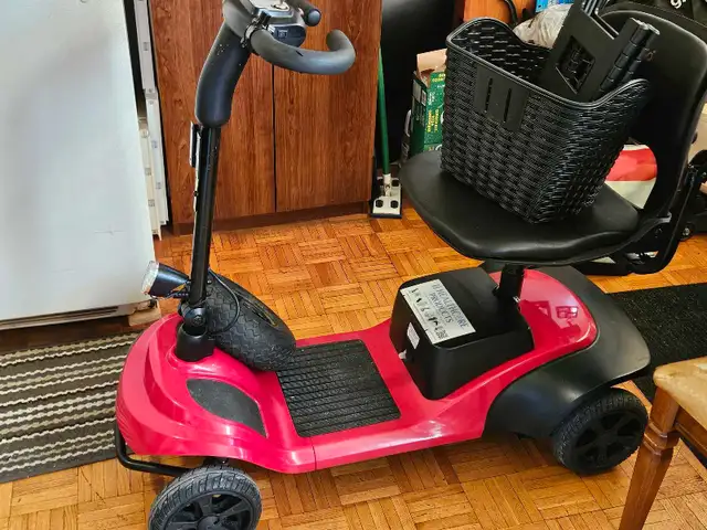 mobility scooter - Photo 3