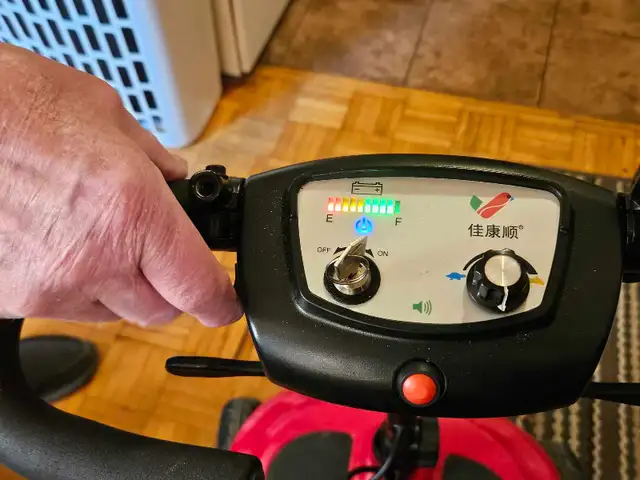 mobility scooter - Photo 8