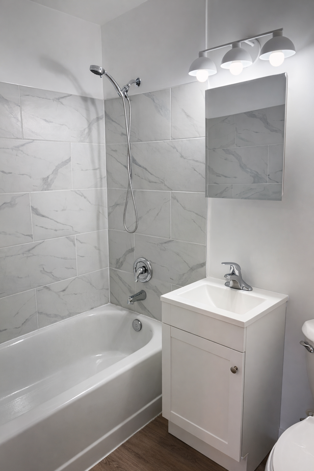 Newly Renovated 2-Bedroom Apartment Suite in St Vital - May 1st - Photo 4